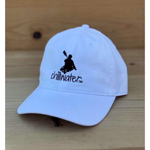 Chillwater’s classic cotton hat in white with black lettering and design. Your typical cotton baseball hat with the Kayak design by Chillwater.